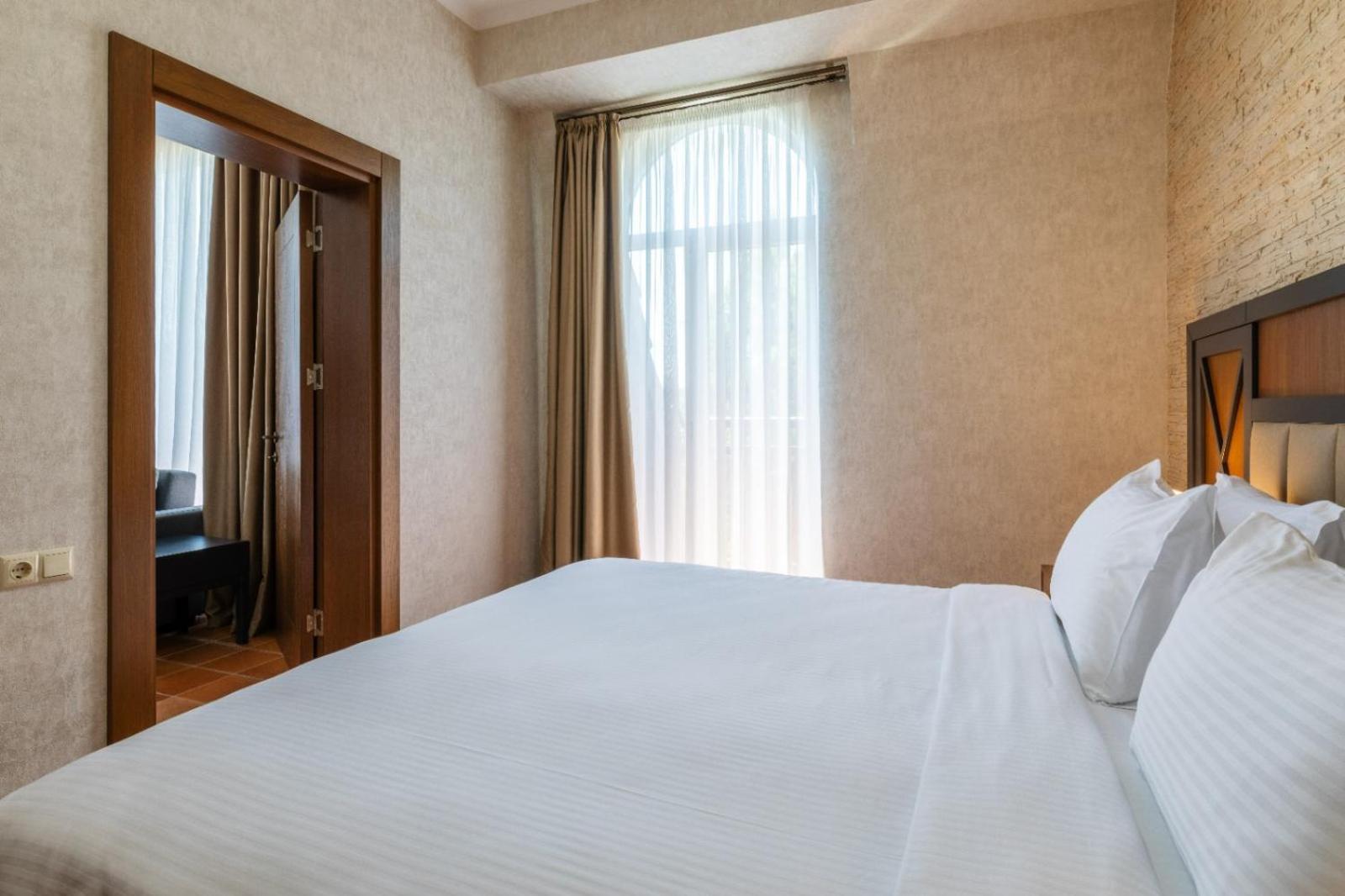 Hotel Chateau Kvirike Boboqvati Eksteriør bilde
